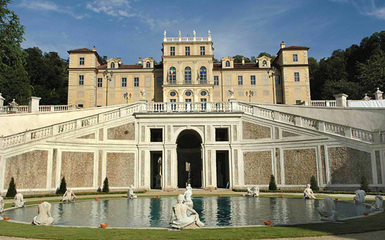 Una villa da Re per grandi e piccini Una villa da Re per grandi e piccini