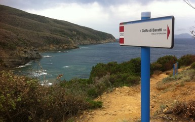 "Festa di fine estate" - escursionismo - sul Promontorio di Piombino "Festa di fine estate" - escursionismo - sul Promontorio di Piombino