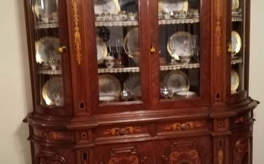Vendo mobili in stile Vendo mobili in stile