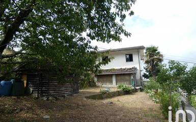 Liguria - Casa indipendente con giardino