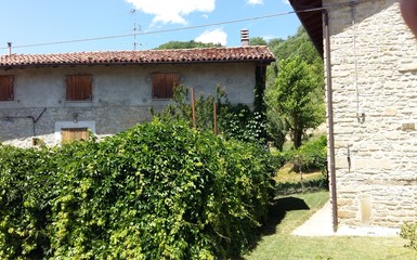 Affitto mesi estivi casa a Scurano (Pr) Affitto mesi estivi casa a Scurano (Pr)