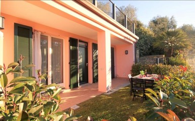 a Borgo Prino (IM), alloggio a 700 mt dal mare a Borgo Prino (IM), alloggio a 700 mt dal mare