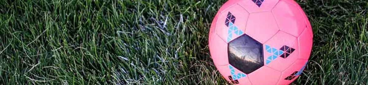Banner pallone da calcio rosa