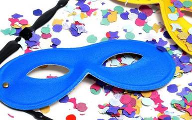 Festa di Carnevale con gli ospiti delle case protette Festa di Carnevale con gli ospiti delle case protette