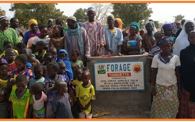 #ilcralègreen: raccogliamo tappi di plastica per costruire un pozzo in africa #ilcralègreen: raccogliamo tappi di plastica per costruire un pozzo in africa