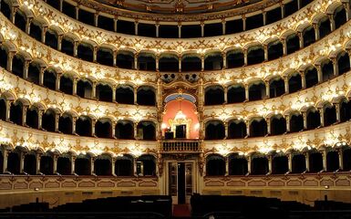 Teatro Municipale di Piacenza - Stagione di Prosa 2022-2023 Teatro Municipale di Piacenza - Stagione di Prosa 2022-2023