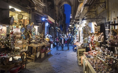 Napoli "Insolita" Napoli "Insolita"