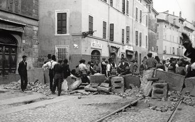 ALLE BARRICATE! Agosto 1922: in giro per Parma ALLE BARRICATE! Agosto 1922: in giro per Parma