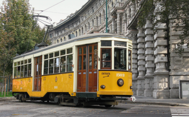 VISITA GUIDATA IN TRAM STORICO A MILANO VISITA GUIDATA IN TRAM STORICO A MILANO