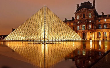 Parigi e l'atmosfera Natalizia della Ville Lumière Parigi e l'atmosfera Natalizia della Ville Lumière