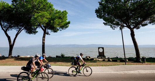 Aperibike sul Lago Trasimeno:  biciclettata e degustazione