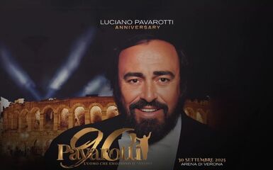 Pavarotti 90: l'uomo che emozionò il mondo.