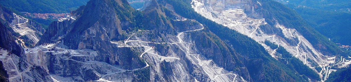 Banner cave di marmo di carrara 03