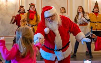 La grotta di Babbo Natale La grotta di Babbo Natale