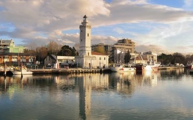 Rimini, il Faro e il suo Porto Canale - 2^ turno Rimini, il Faro e il suo Porto Canale - 2^ turno